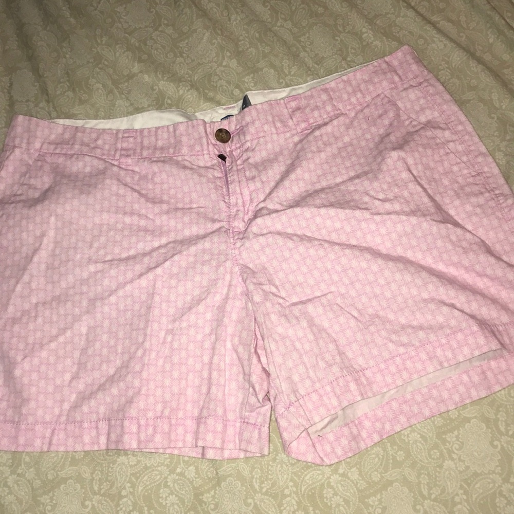 Old Navy pineapple print midi shorts!